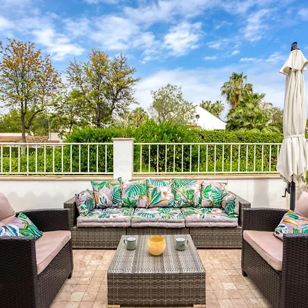 Esencia De Jazmin By Interhome بيت للعطل