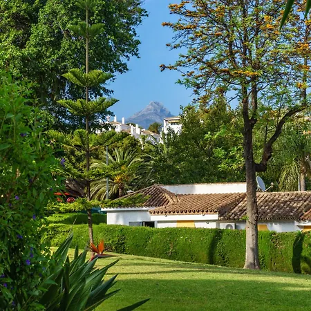 Esencia De Jazmin By Interhome Marbella