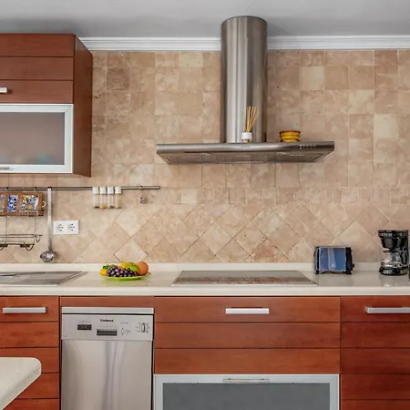 Esencia De Jazmin By Interhome בית נופש מארבלה